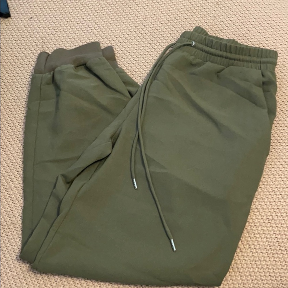 Jogger style pants